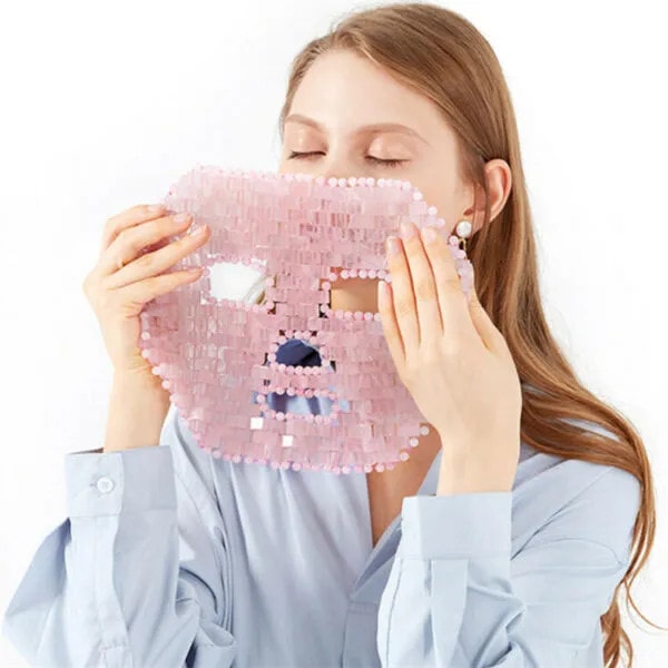 Aventurine Green Jade Eye Mask - CH21EA03 3 How to use jade mask